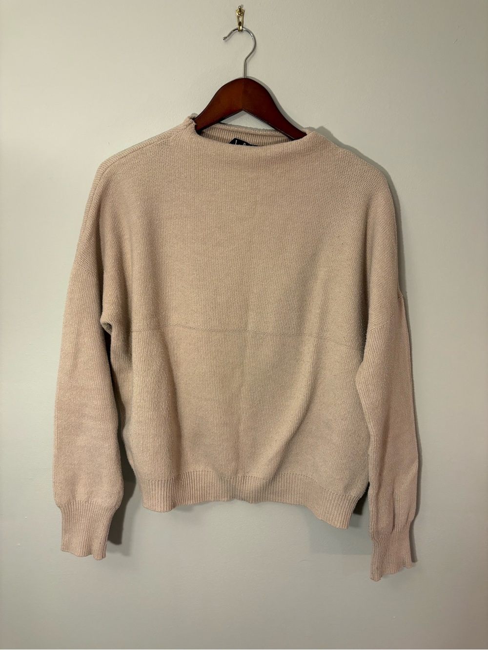Lulus Oatmeal Textured Mockneck Sweater — Size M 🤍